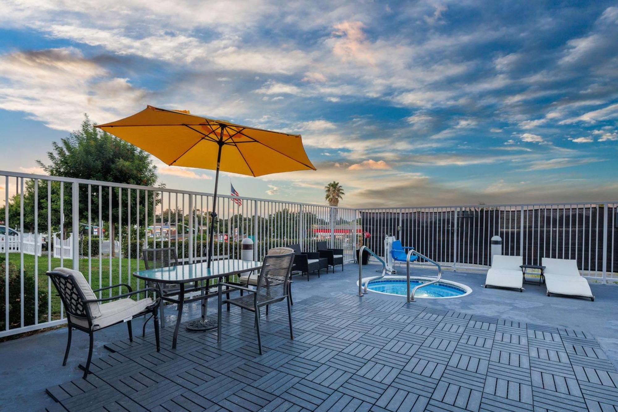 Sonesta Essential Vacaville Napa Valley Exterior photo